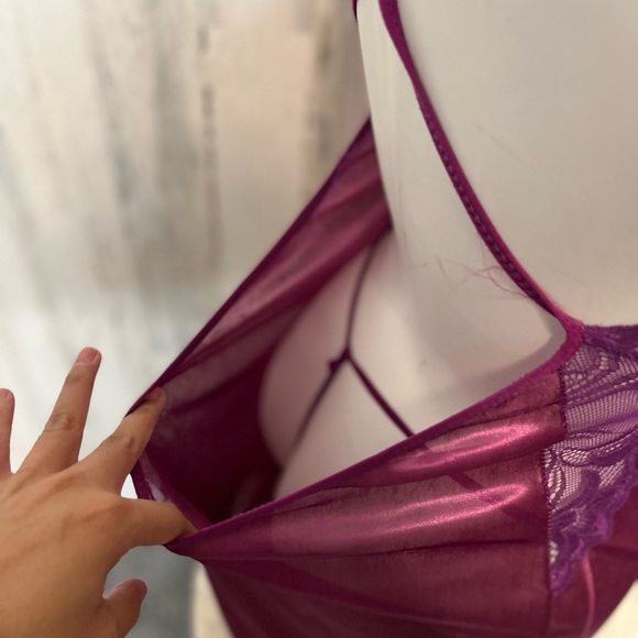 Lingerie - Picture 7 of 7